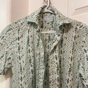 Lightweight cotton casual Seaplane Button up - Men’s XS green floral